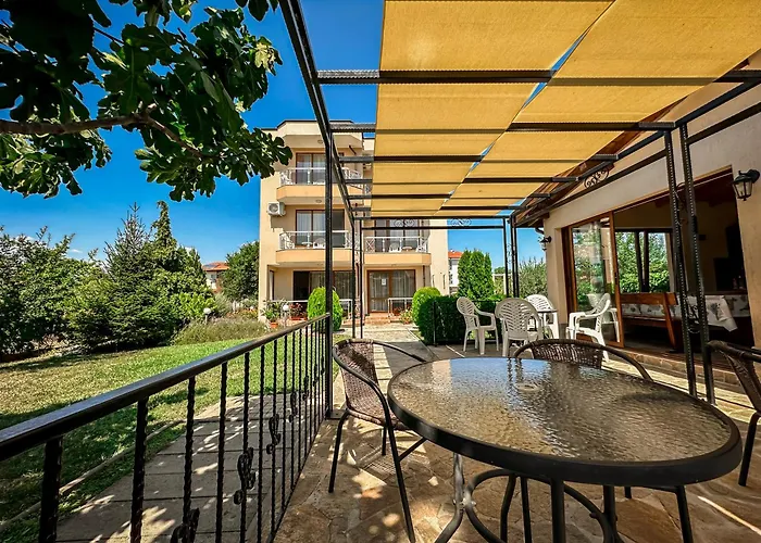 Moiata Kashta 招待所 3*